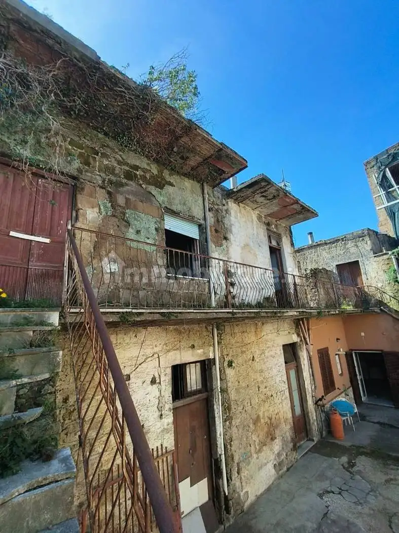 Casa indipendente in vendita a Tufino