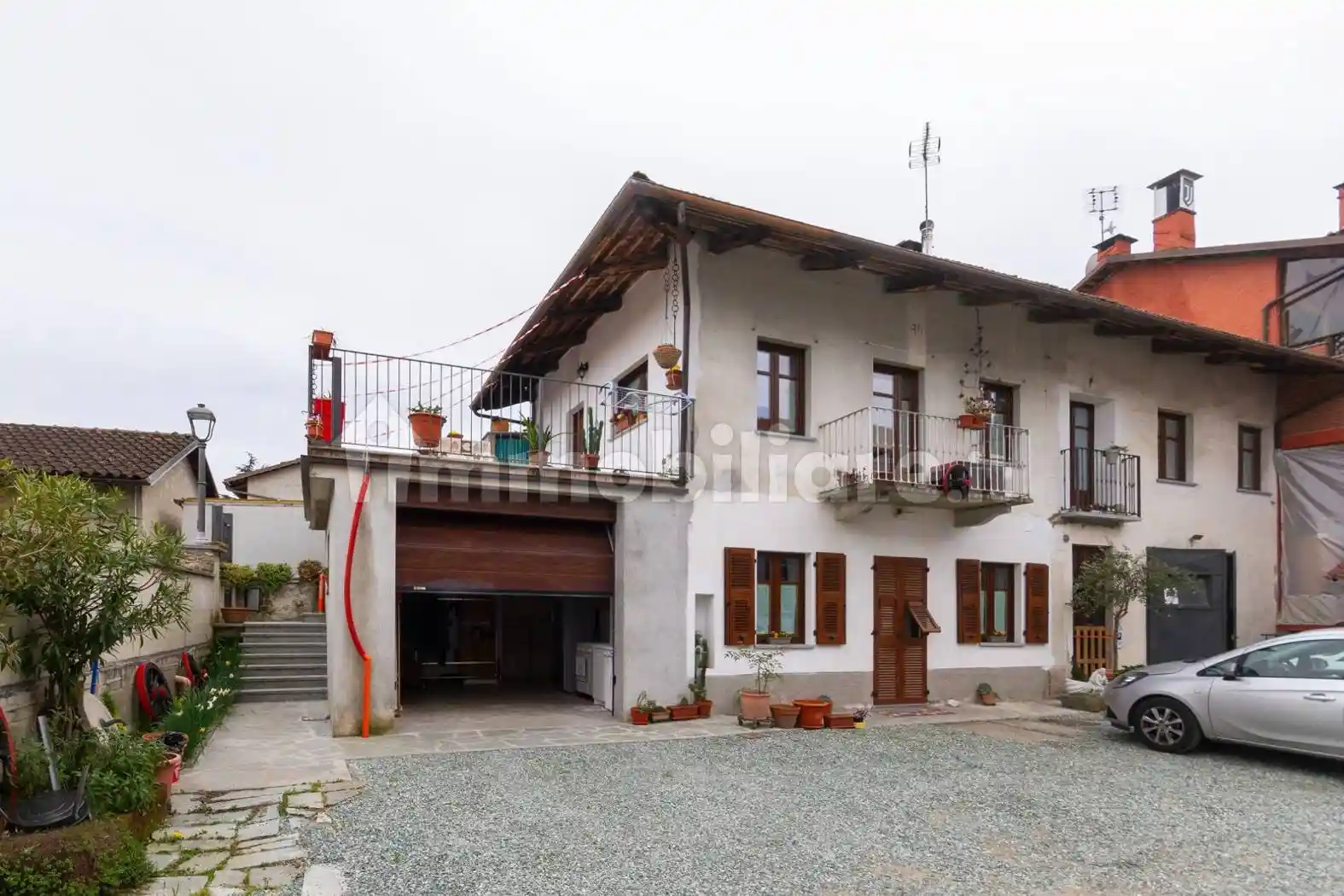 Appartamento in vendita a Envie