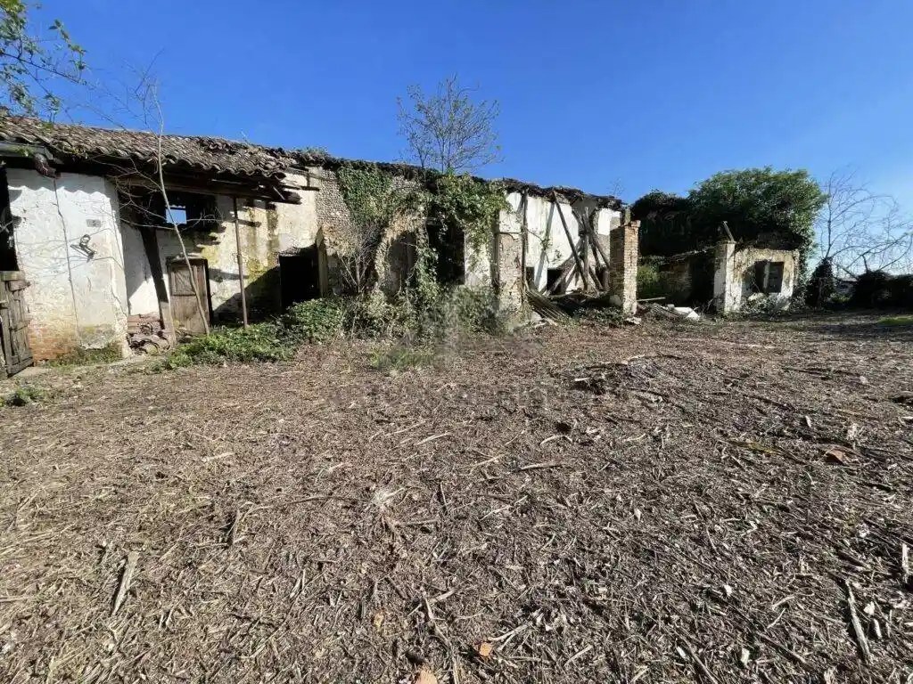 Rustico - Casale in vendita a Loria