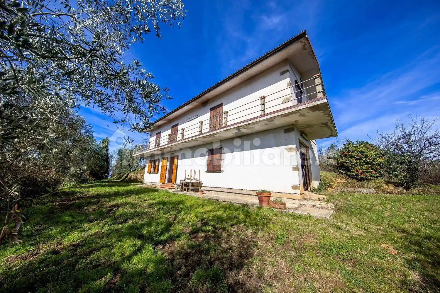 Rustico - Casale in vendita a Uzzano