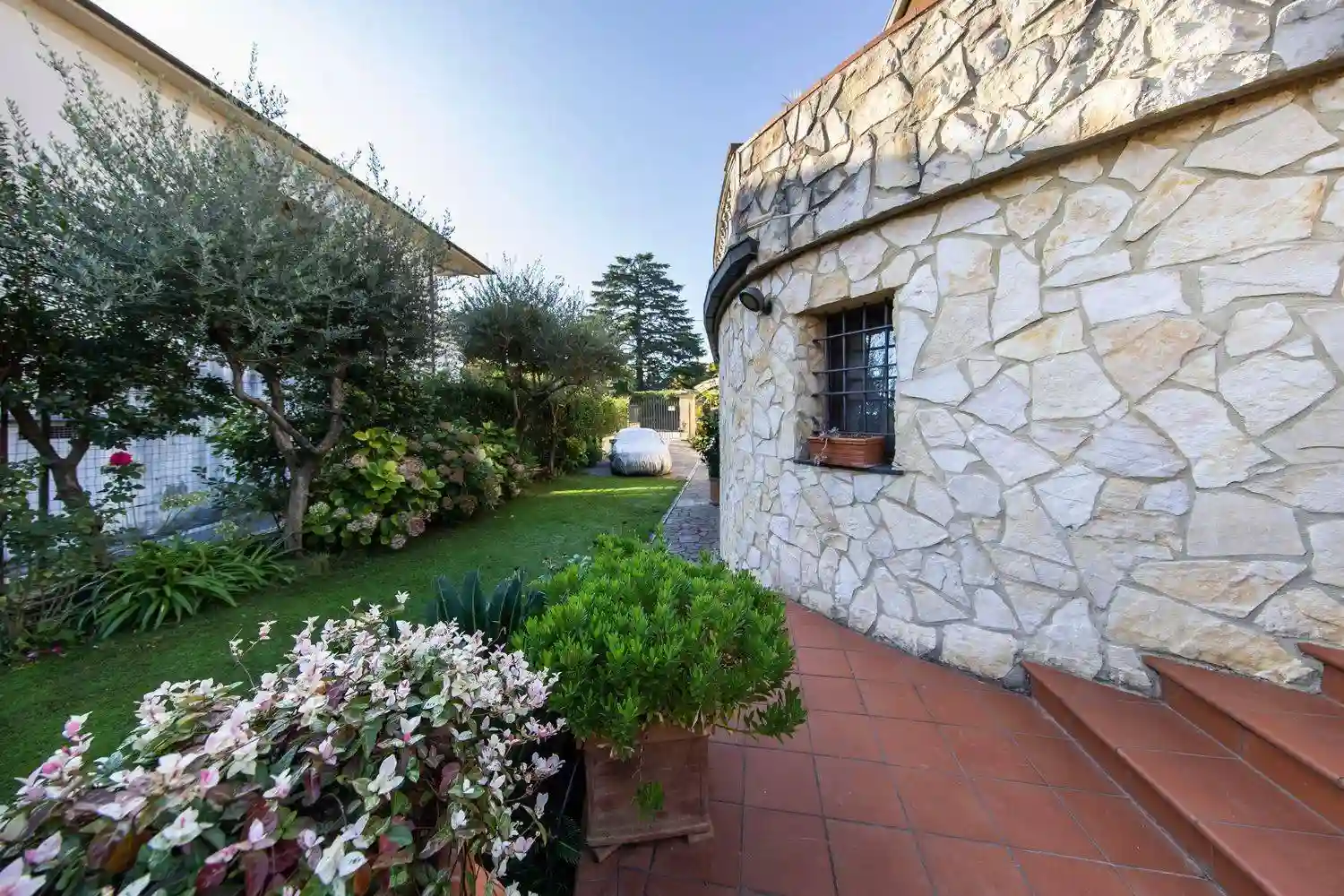 Villa - foto 2