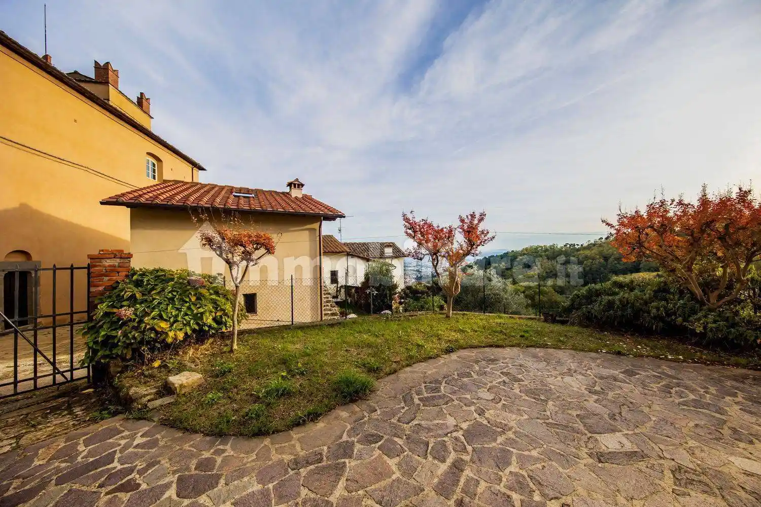 Rustico - Casale in vendita a Pescia