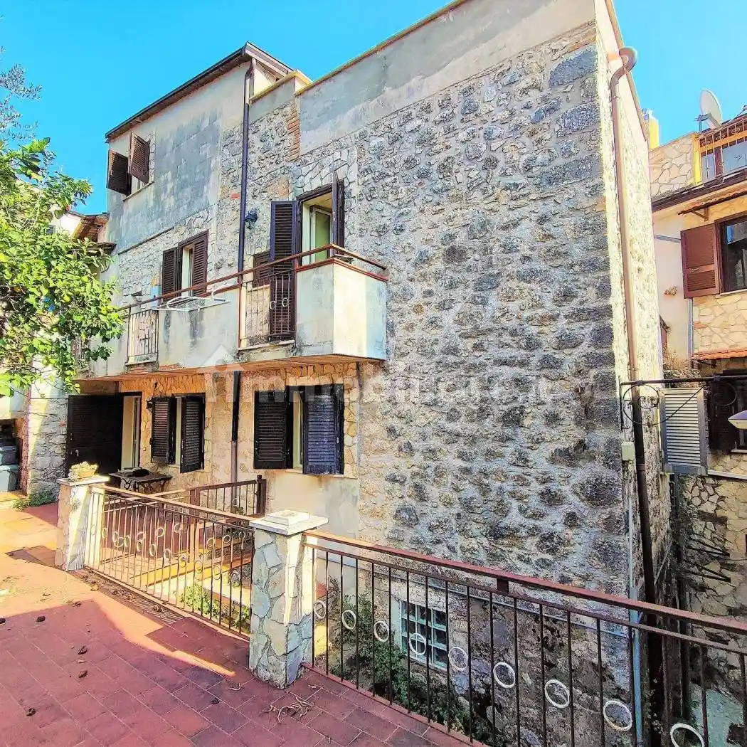 Villa in vendita a Ausonia