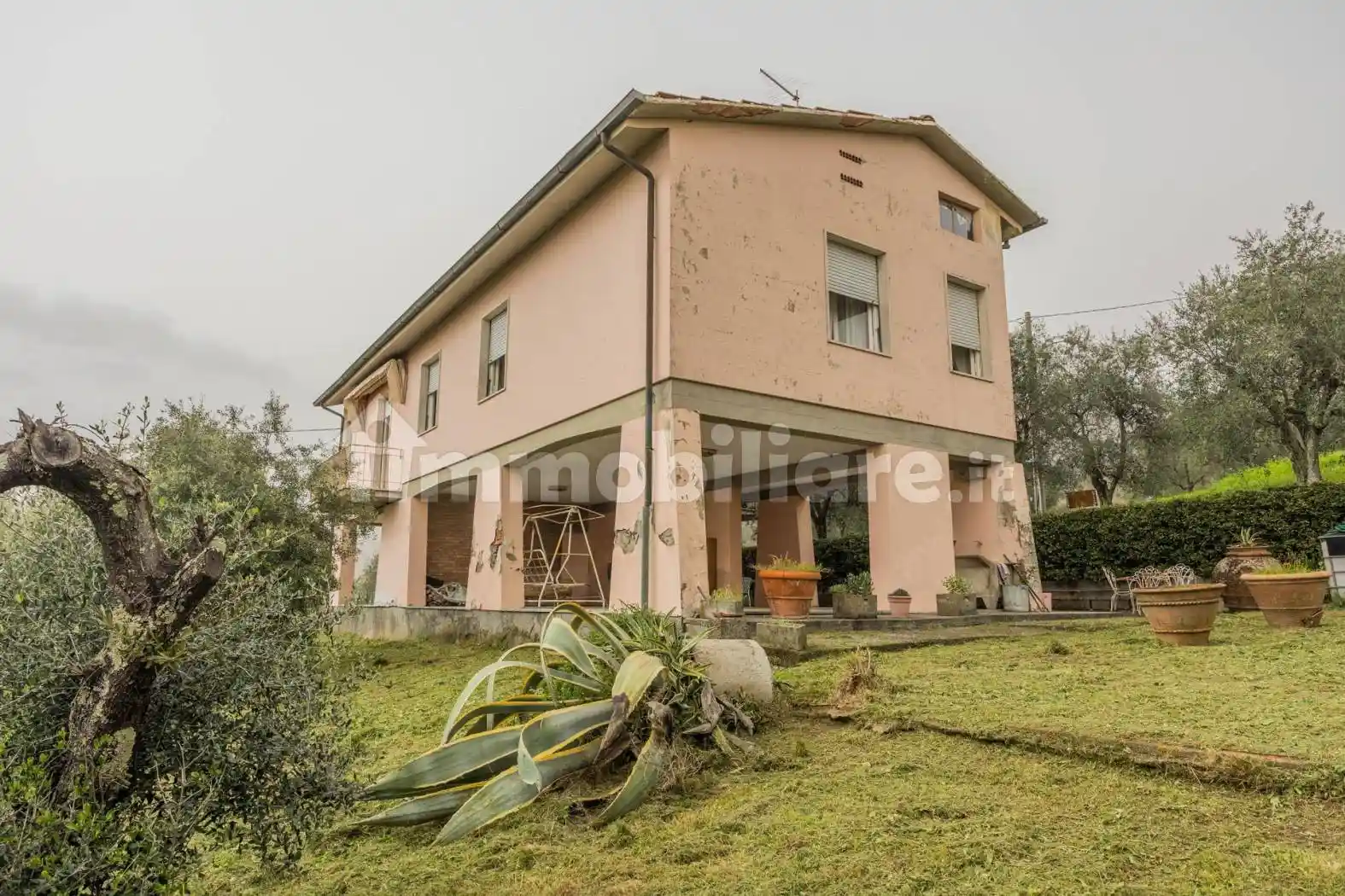 Rustico - Casale in vendita a Capannori
