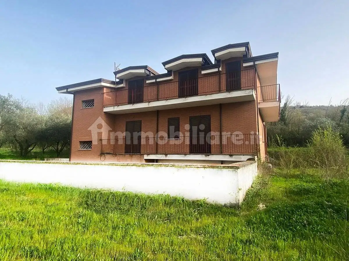 Villa bifamiliare via Semola, Castel Morrone - foto 5