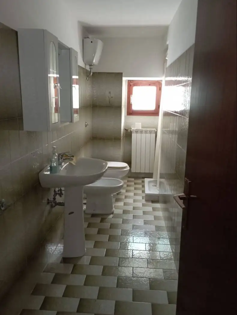 Casa indipendente in vendita a Pioraco