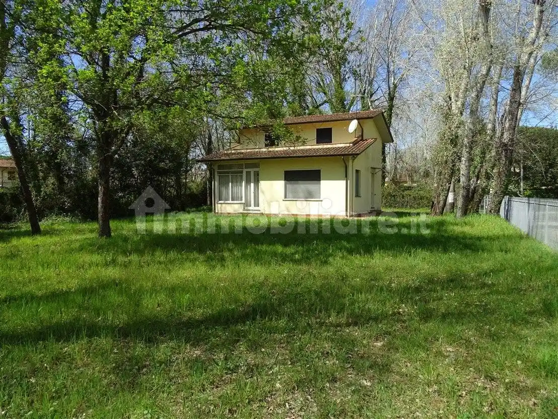Villa in vendita a Massa