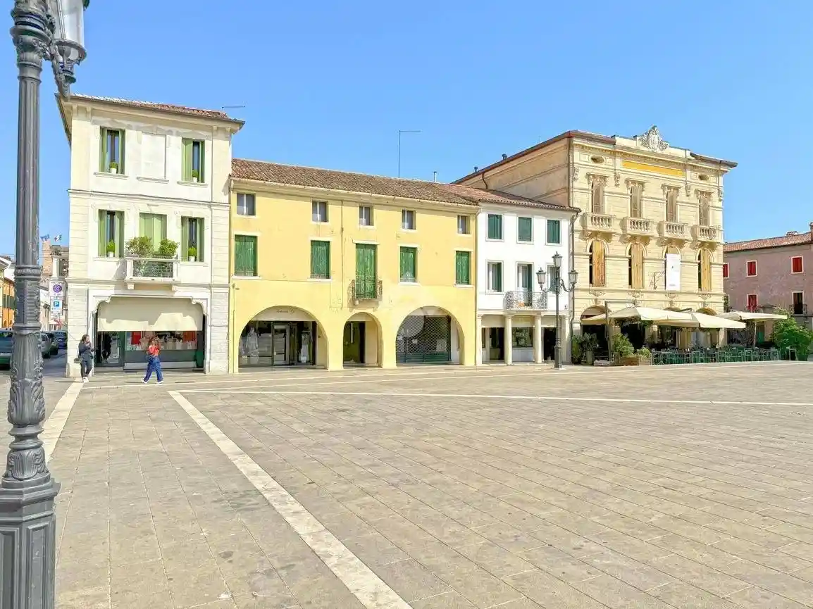 Palazzo - Edificio in vendita a Cittadella