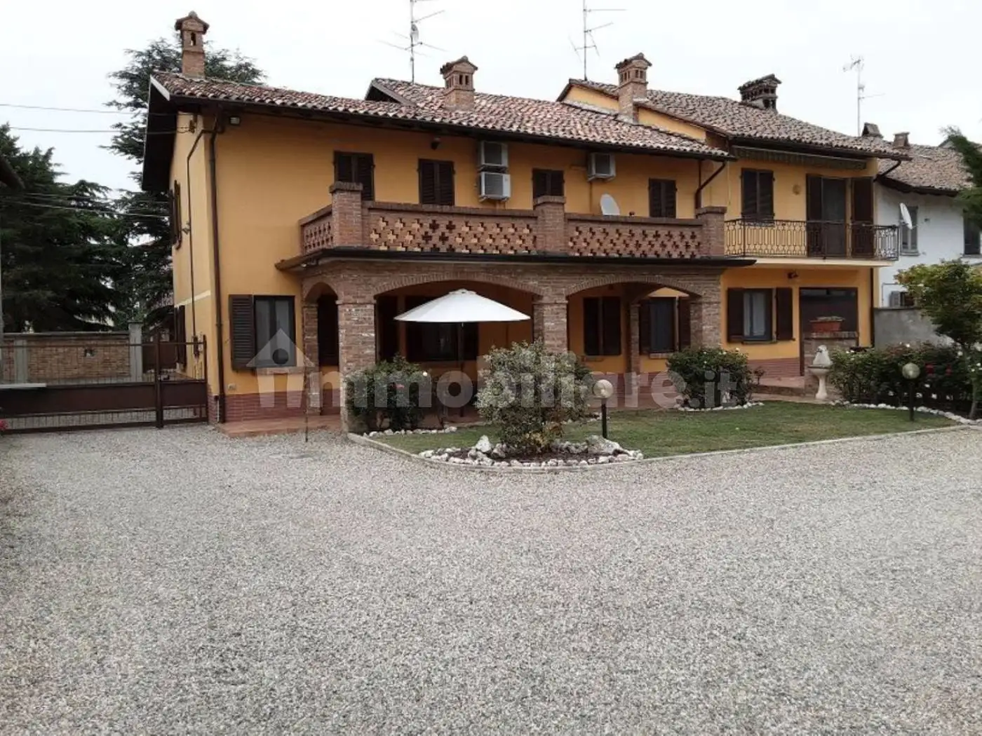 Villa in vendita a Molino dei Torti