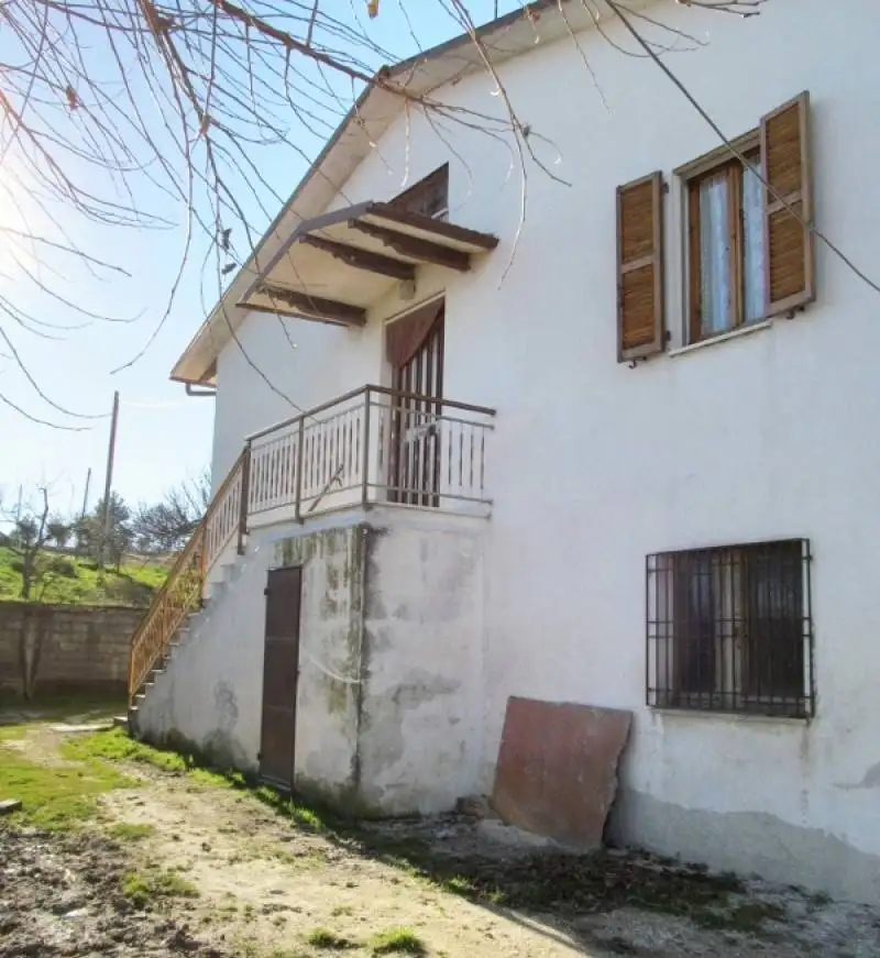 Rustico - Casale in vendita a Poggio San Marcello