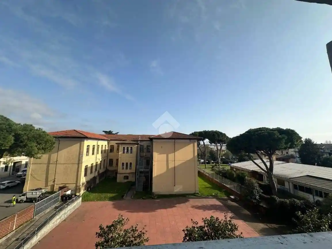 Appartamento in vendita a Carrara