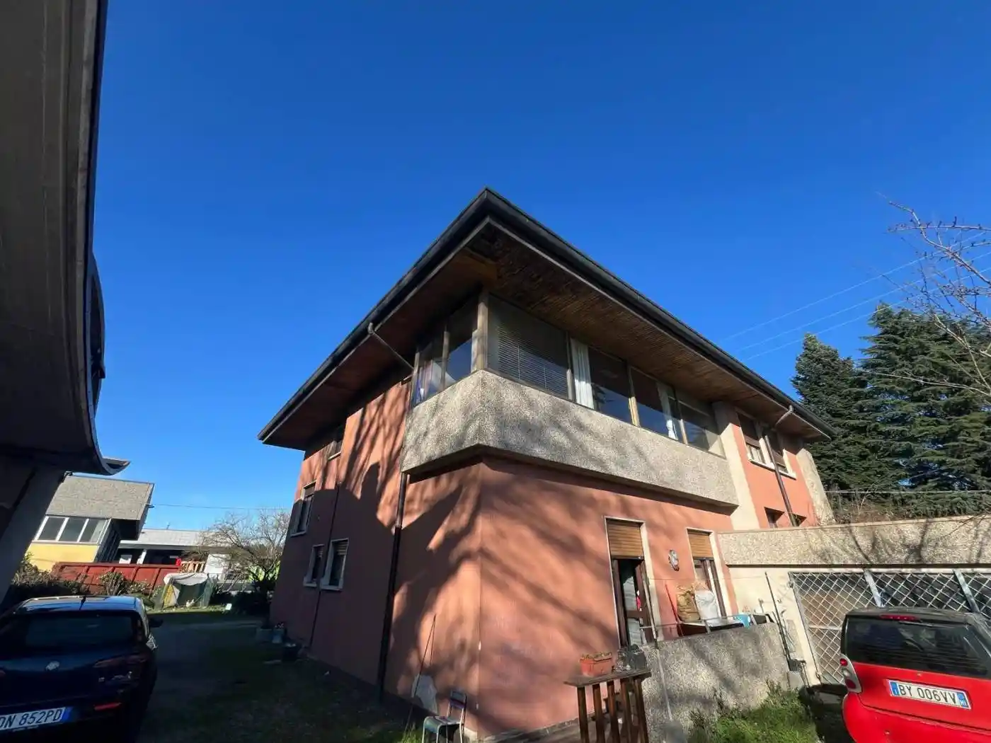 Palazzo - Edificio in vendita a Somma Lombardo