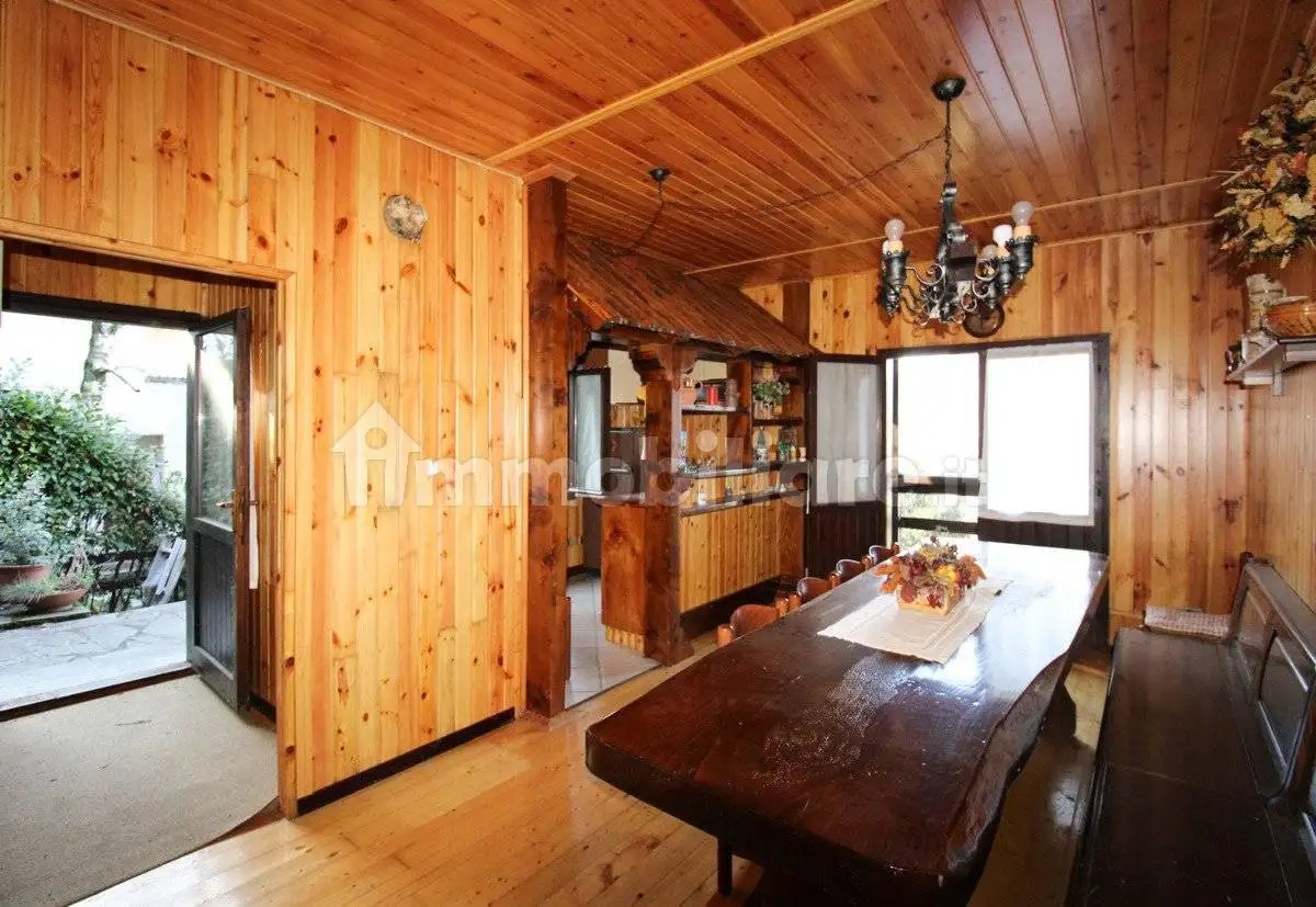 Trilocale via carlo abbiati, 19, San Fedele Intelvi, Centro Valle Intelvi - foto 5