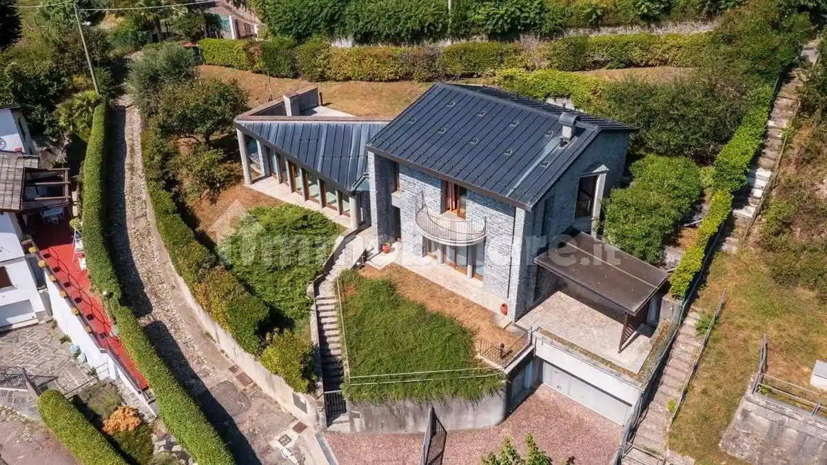 Villa in vendita a Cernobbio
