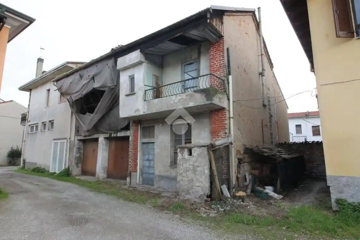 Rustico - Casale in vendita a Lainate