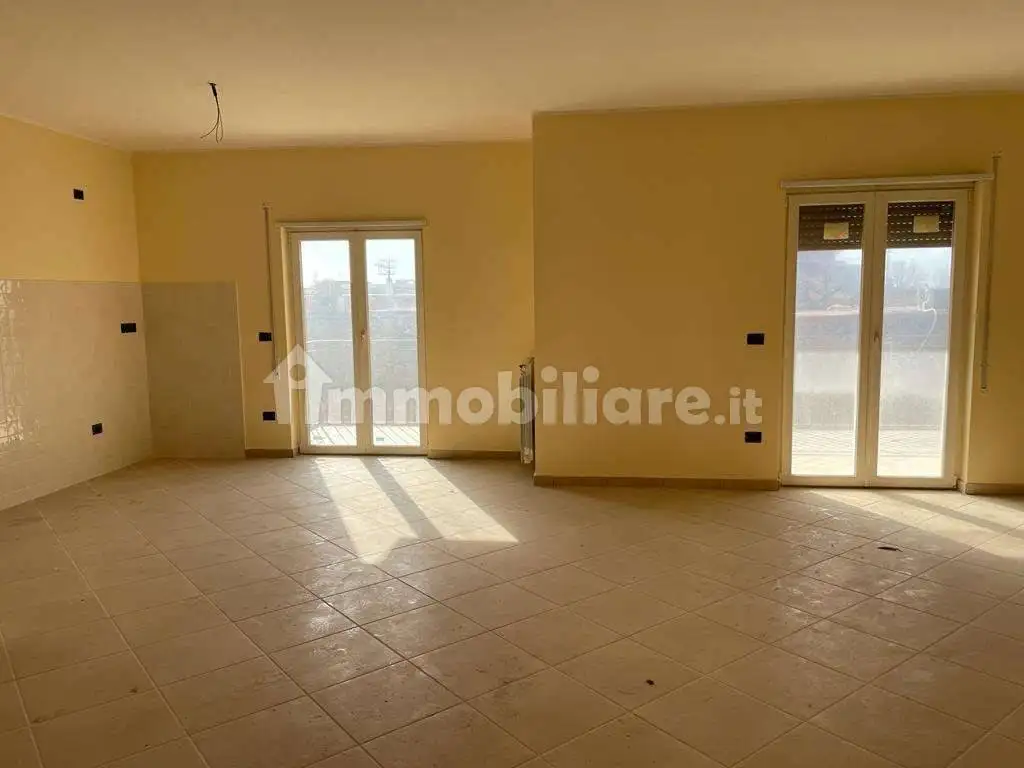 Appartamento in vendita a Mondragone