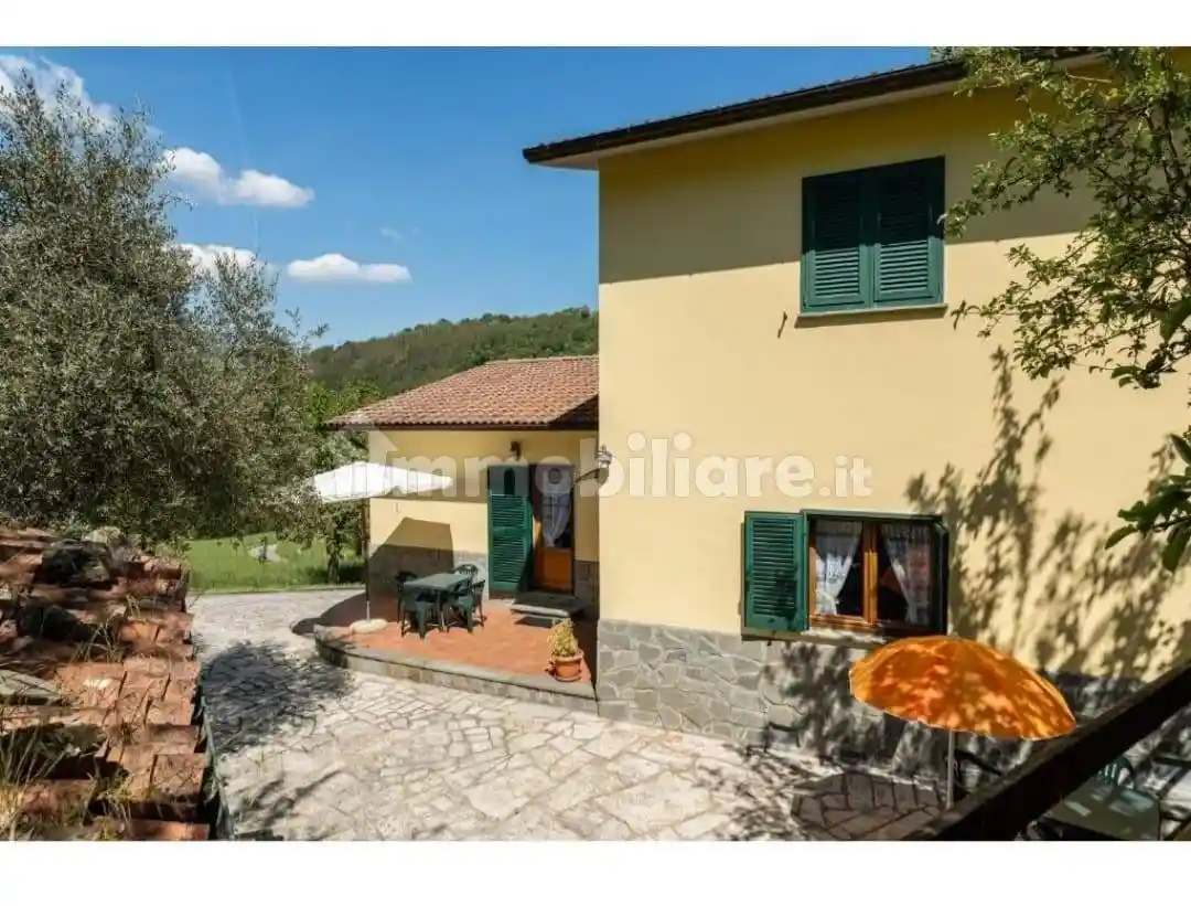 Casa indipendente in vendita a Castelnuovo di Garfagnana