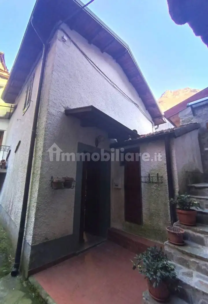 Terratetto unifamiliare via Sotto le Volte 6, Fabbriche di Vergemoli - foto 5