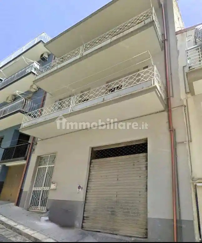 Palazzo - Edificio in vendita a Ragusa