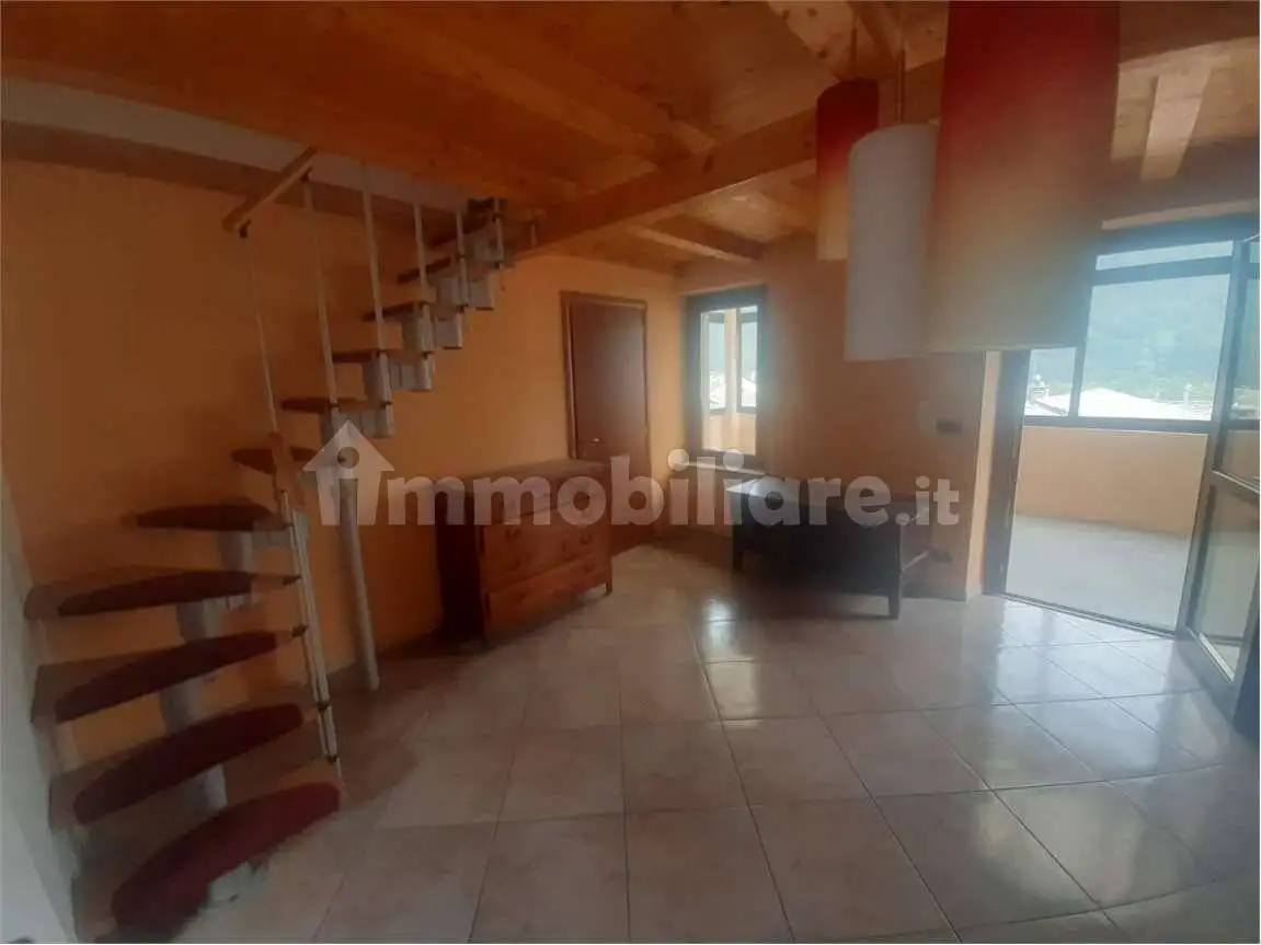 Appartamento in vendita a Villar Pellice