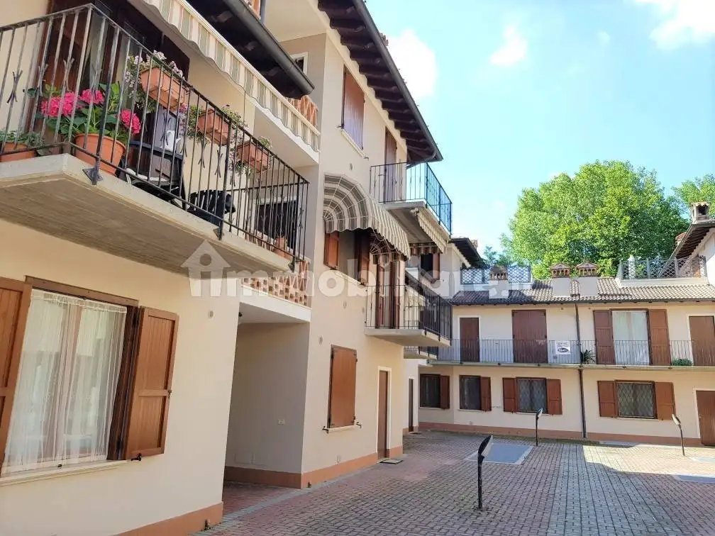 Appartamento in affitto a Bagnolo Mella