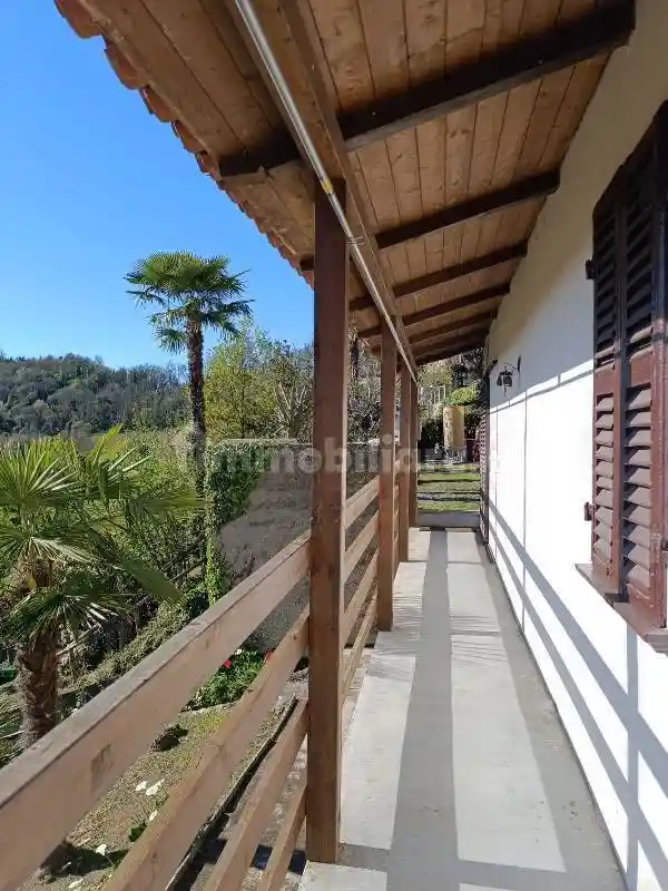 Casale via Castello 5, Centro, Camino - foto 4