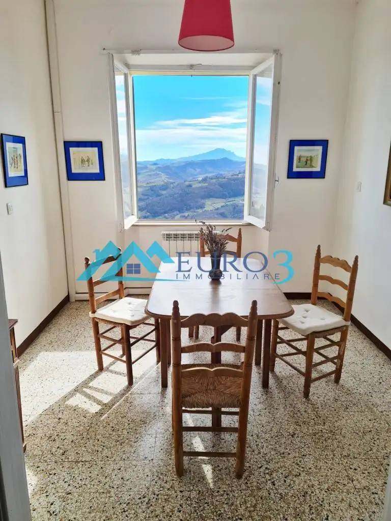 Casa indipendente in vendita a Penna San Giovanni