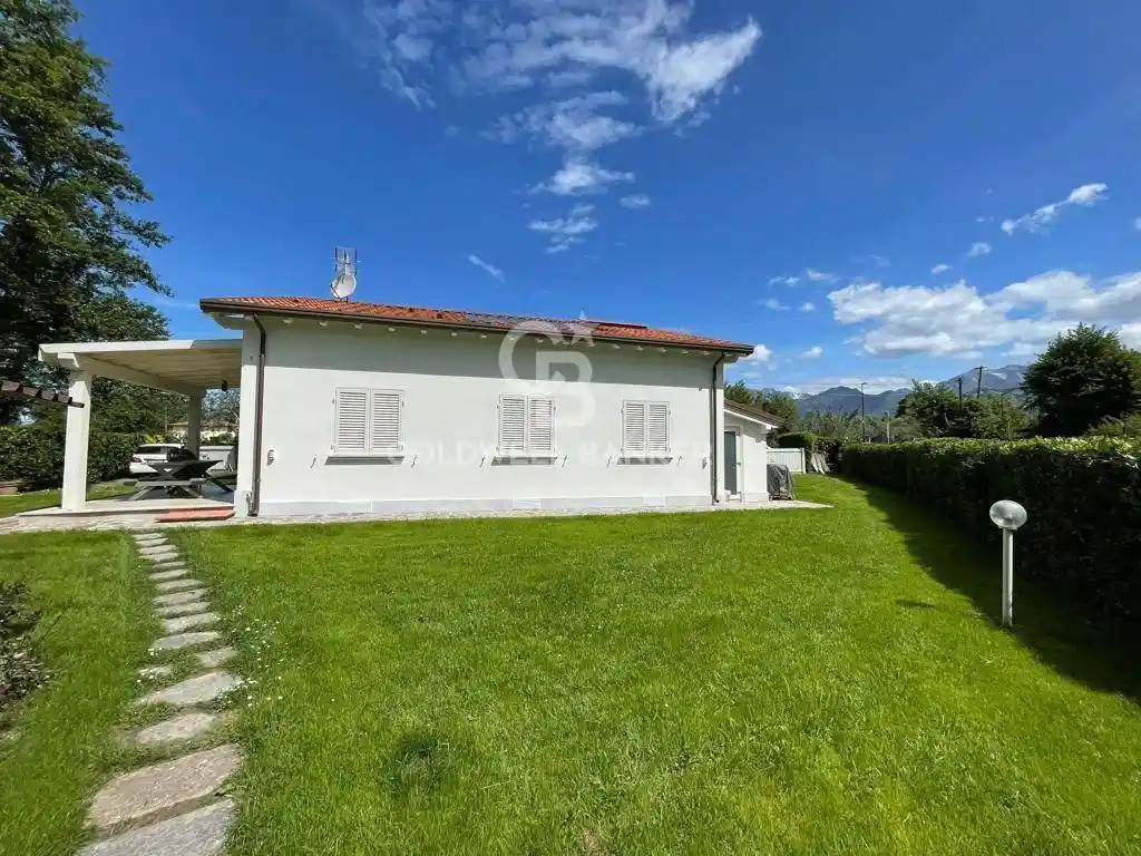 Villa in vendita a Pietrasanta