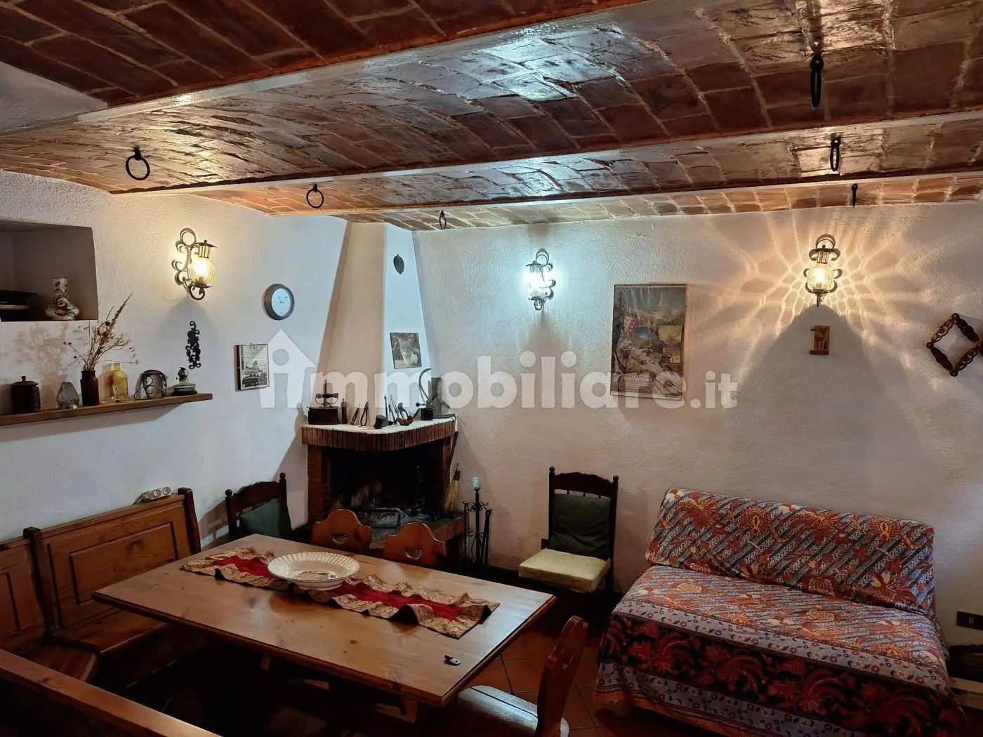 Casa indipendente in vendita a Tornimparte