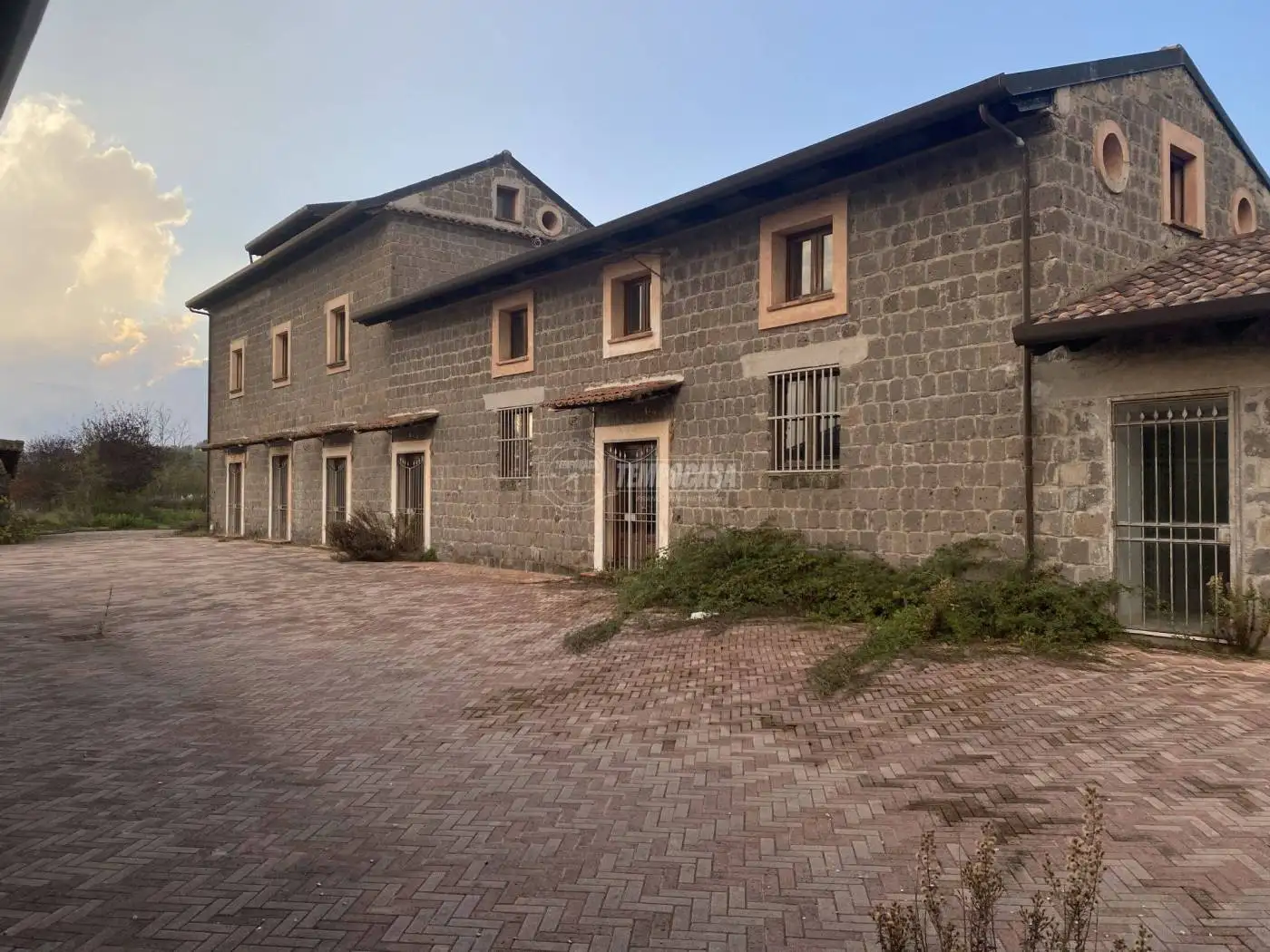 Palazzo - Edificio in vendita a Caserta