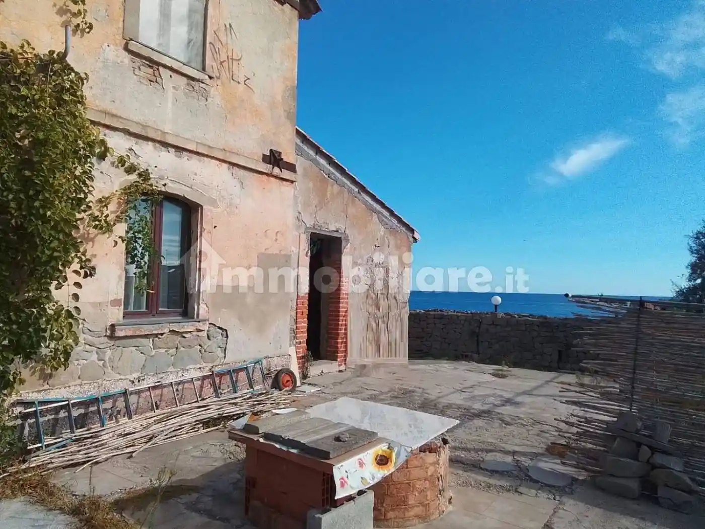 Villa in vendita a Letojanni