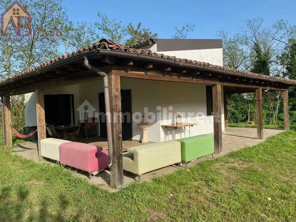 Villa in vendita a Gambolò