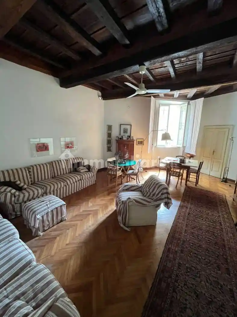 Casa indipendente in vendita a Mantova