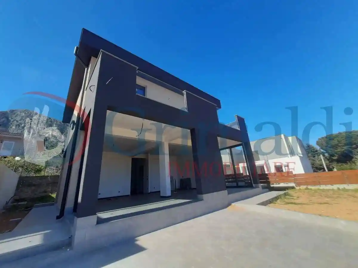 Villa in vendita a Altavilla Milicia