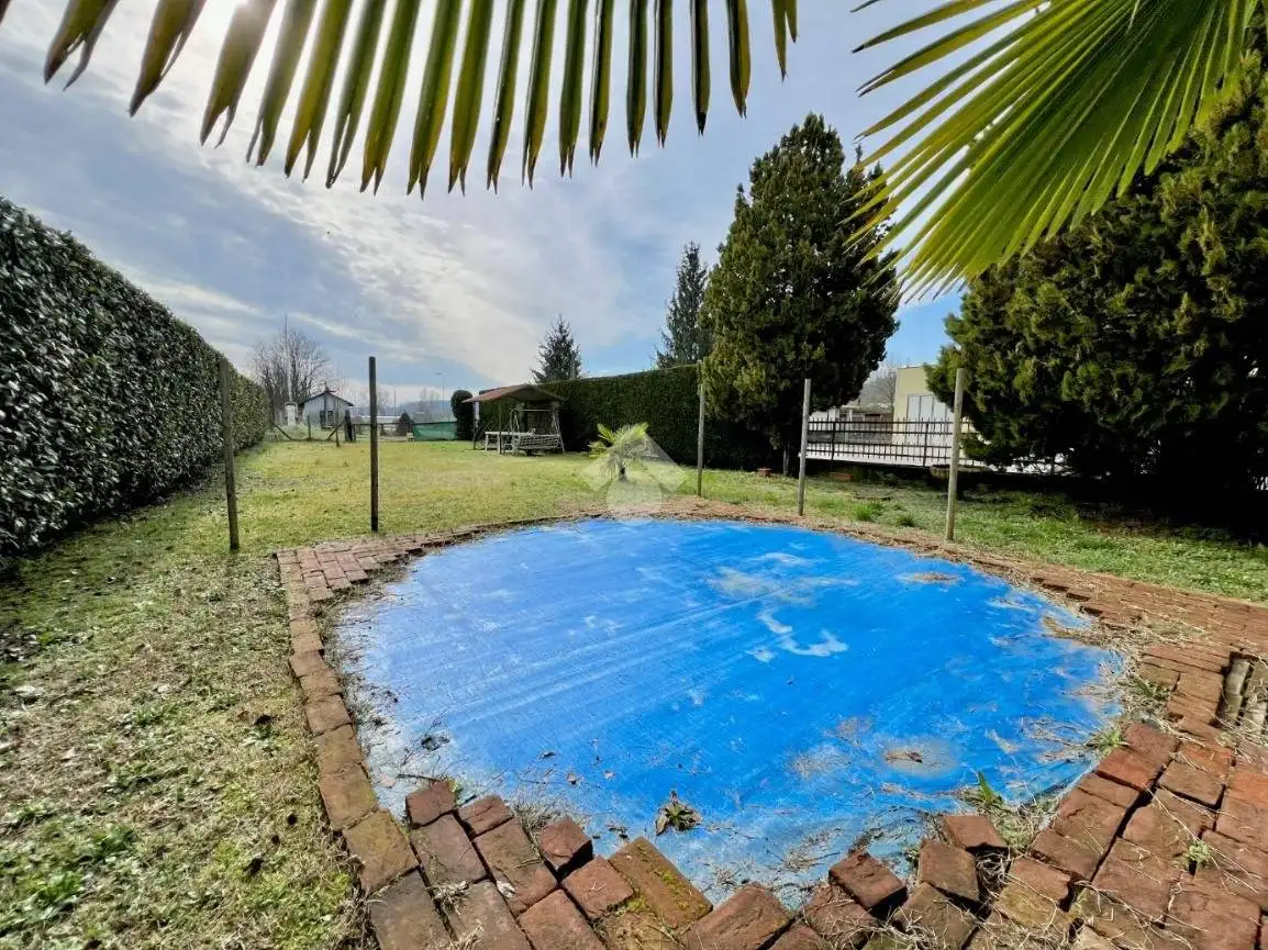 Casa indipendente in vendita a Settime