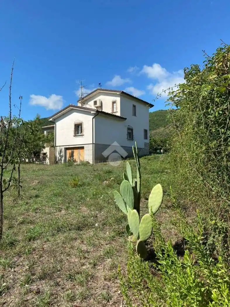Villa unifamiliare via Marchese Alessandro del Prete, Pozzilli - foto 3