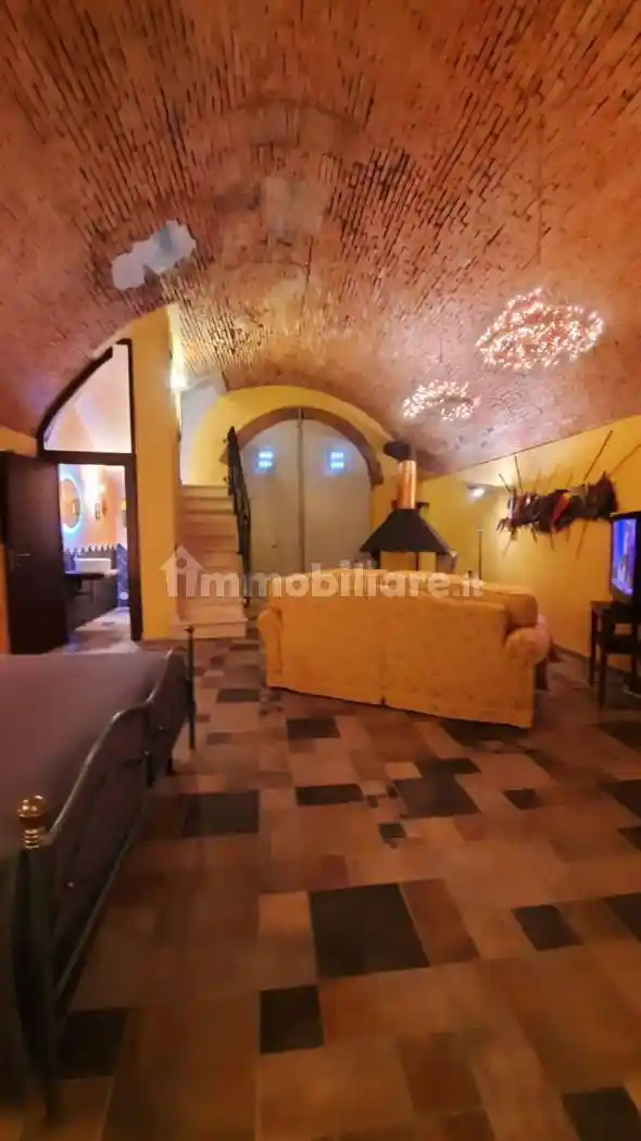 Casa indipendente in affitto a Casciana Terme Lari