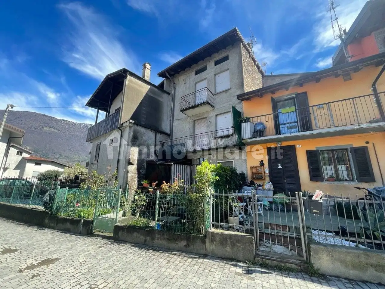 Casa indipendente in vendita a Delebio