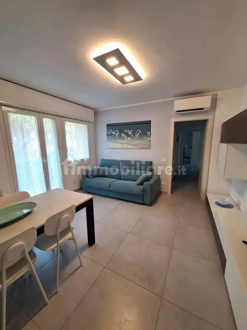 Trilocale via Andrea Mantegna 104, Lido di Spina, Comacchio - foto 2