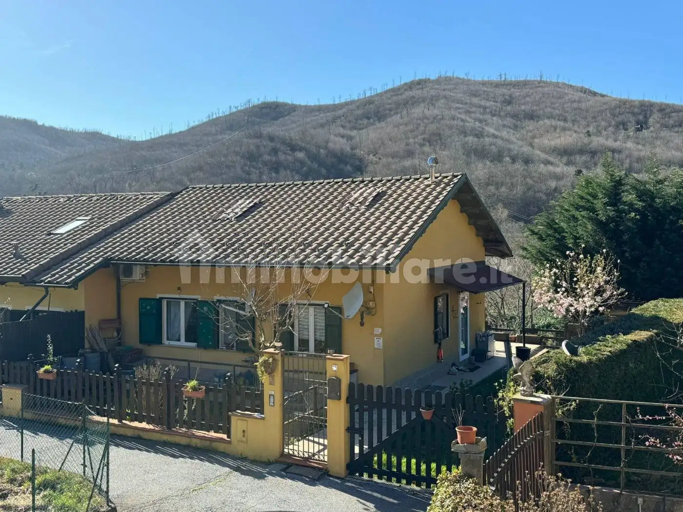 Casa indipendente in vendita a Mallare