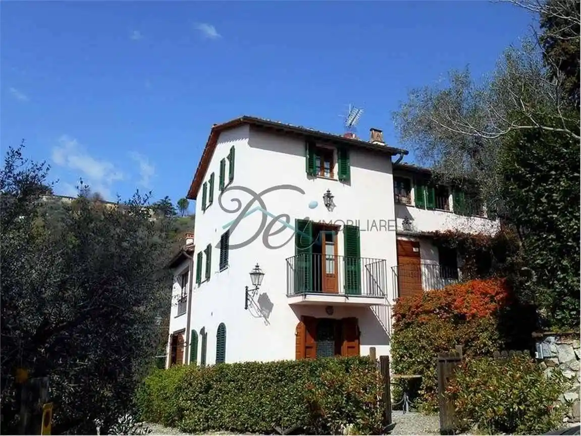 Villa in vendita a Lucca