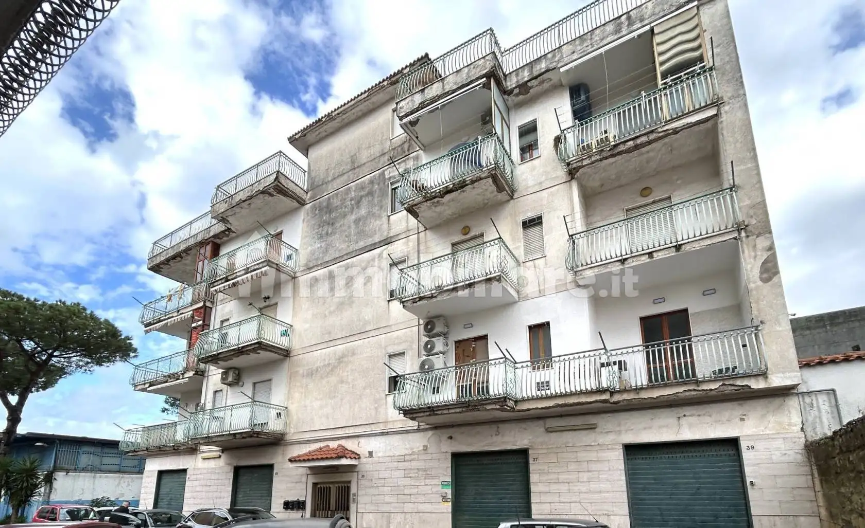 Appartamento in vendita a Napoli