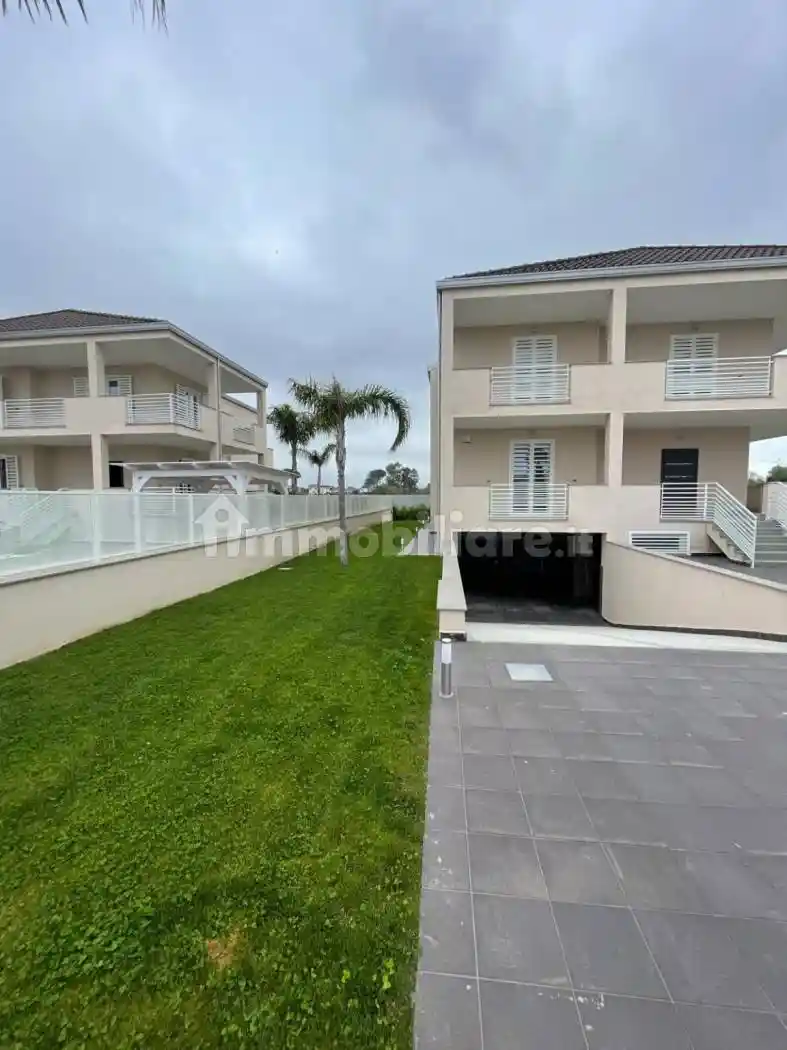 Villa unifamiliare via Madonna del Pantano 13, Lago Patria, Giugliano in Campania - foto 2