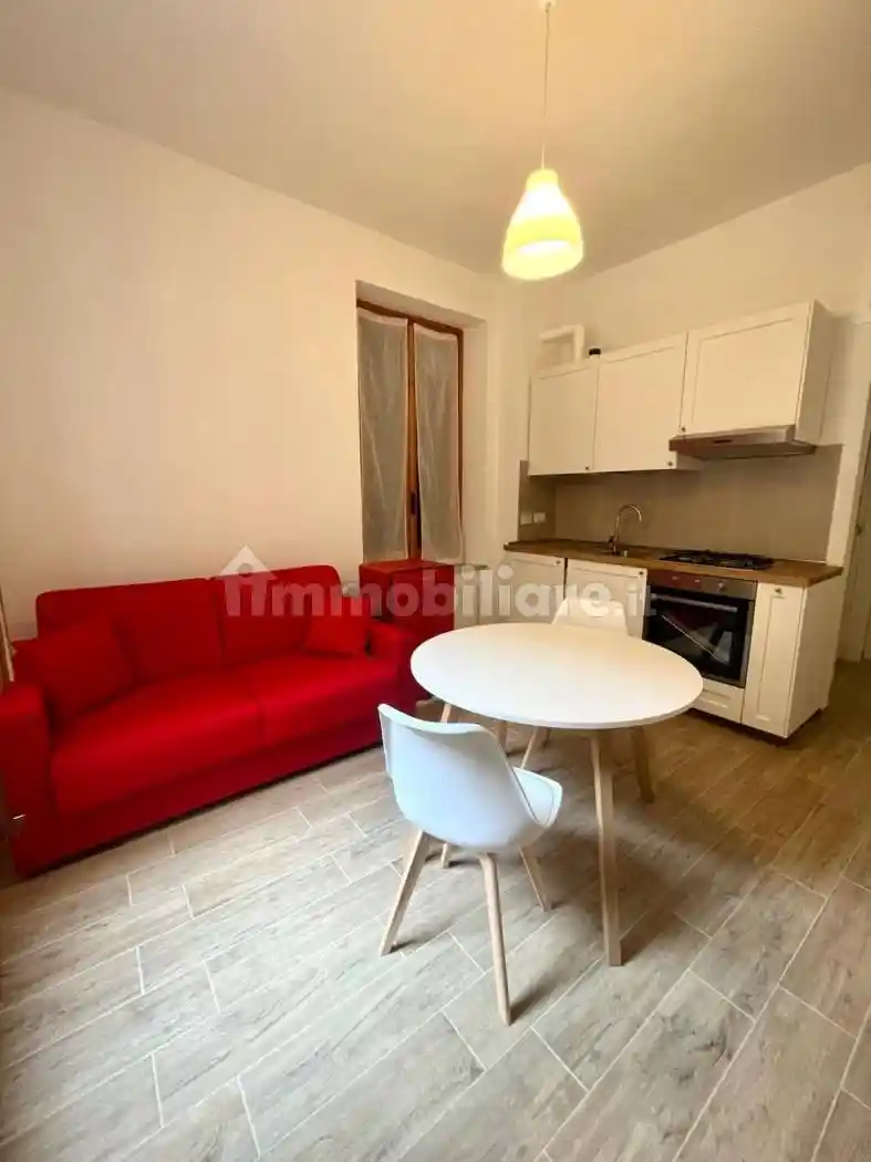 Bilocale ottimo stato, primo piano, Centro Storico, Savona - foto 4