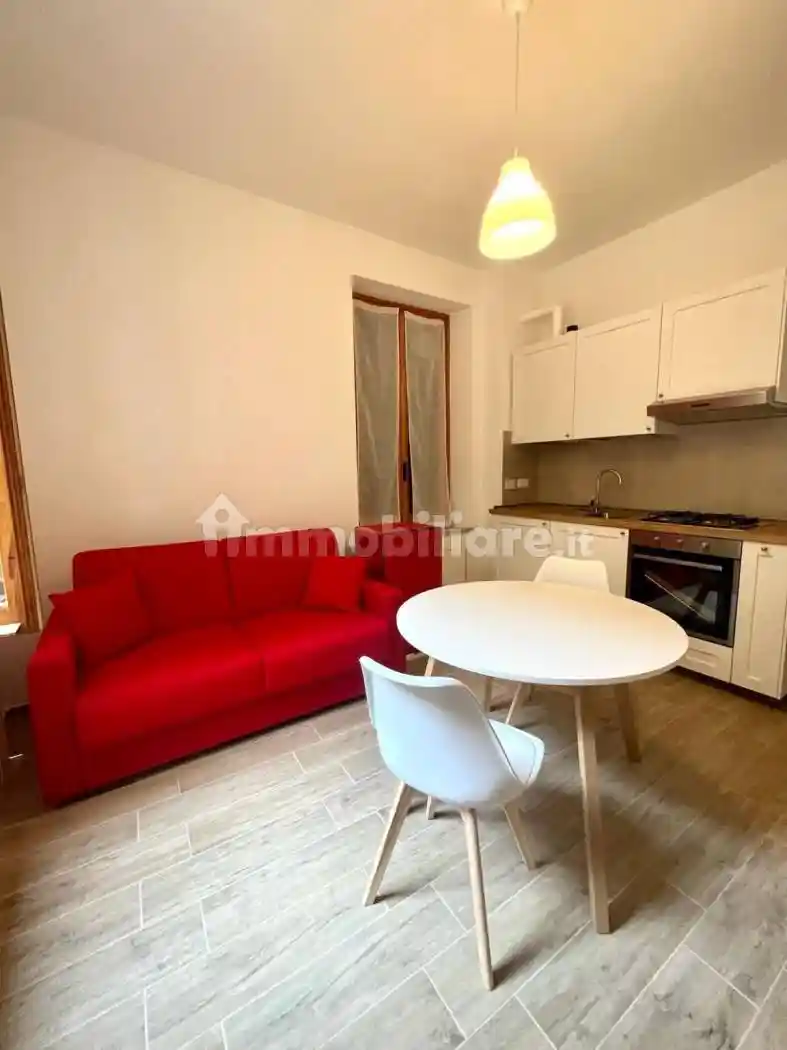 Bilocale ottimo stato, primo piano, Centro Storico, Savona - foto 5