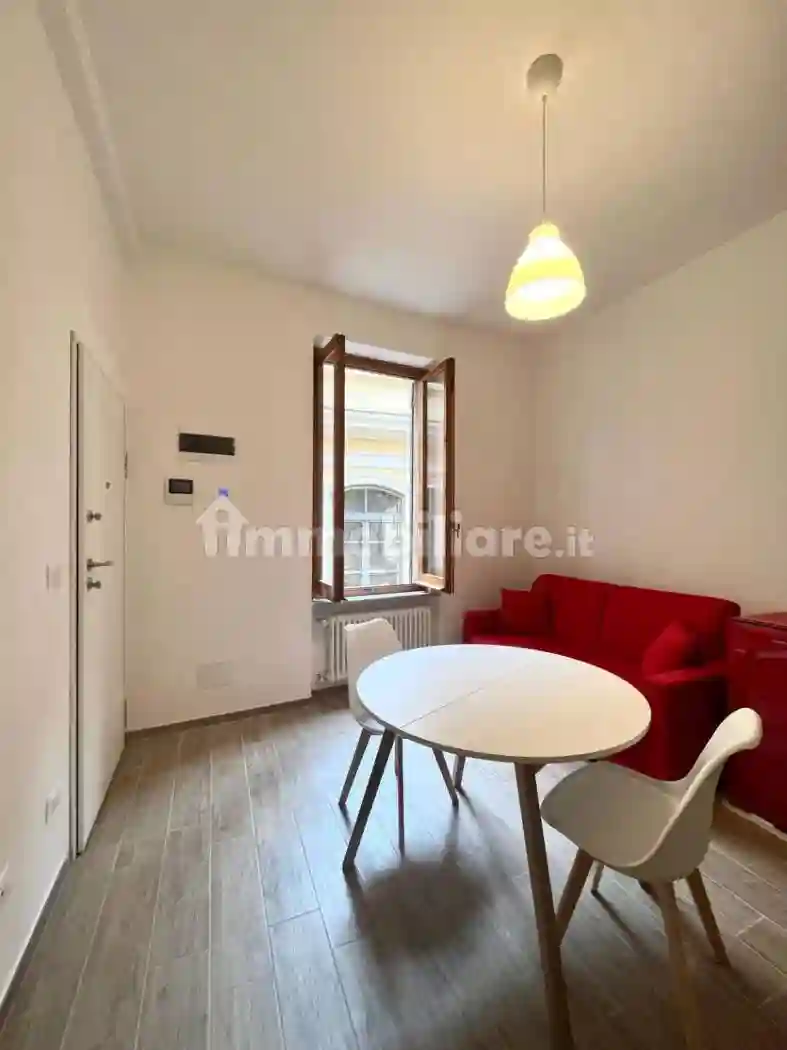 Bilocale ottimo stato, primo piano, Centro Storico, Savona - foto 4