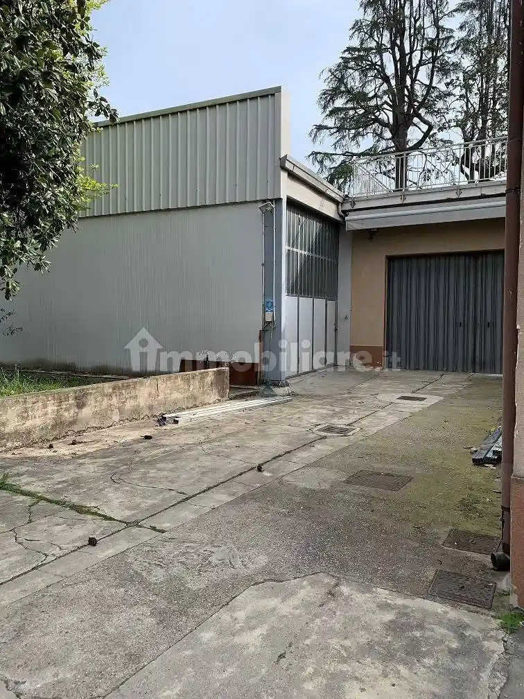 Palazzo - Edificio in Affitto - foto 5