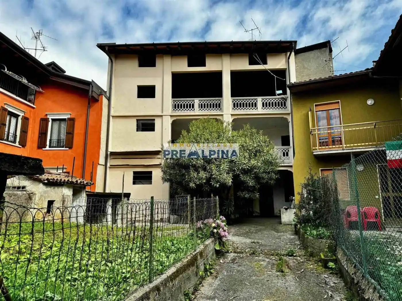 Casa indipendente in vendita a Casnigo