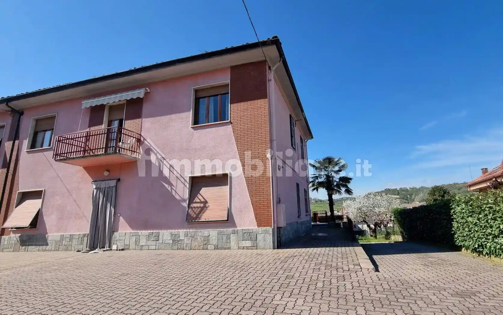 Appartamento in vendita a Mombercelli