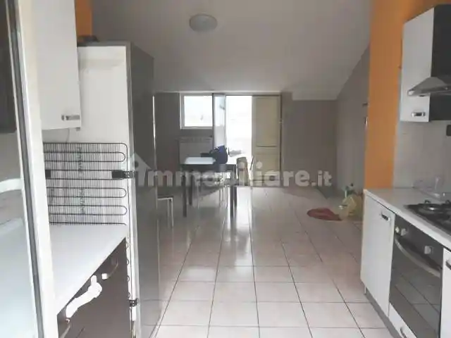 Trilocale ottimo stato, quarto piano, Centro, Avezzano - foto 4